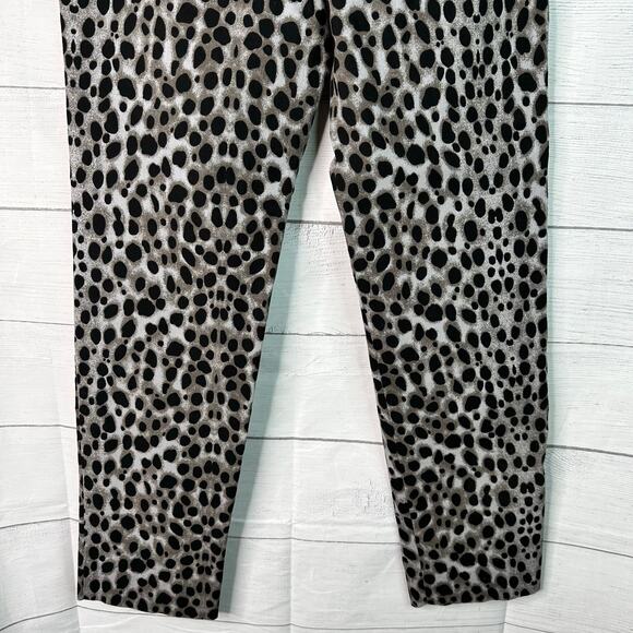 Krazy Larry Womens size 6 Leopard Animal Print Pull On Elastic Waist Pants - Picture 6 of 7